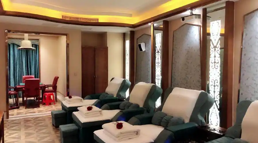 影院式沐足城就是这么炸!