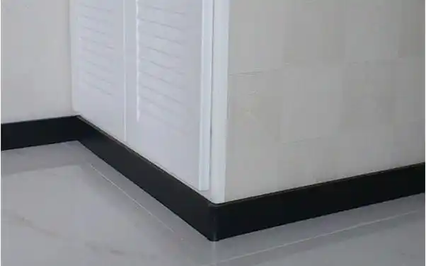 踢脚线我想用油漆代替不知如何操作该刷什么漆