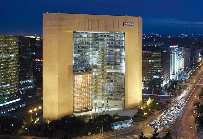 1993年2月中国保利集团公司正式成立