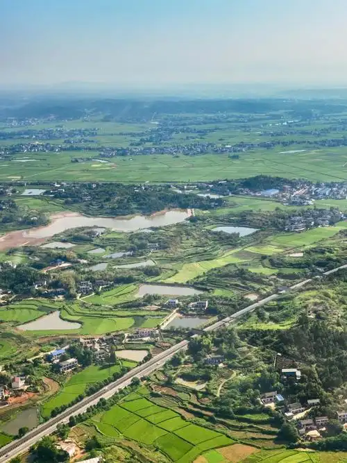 四川盆地. 图/视觉中国