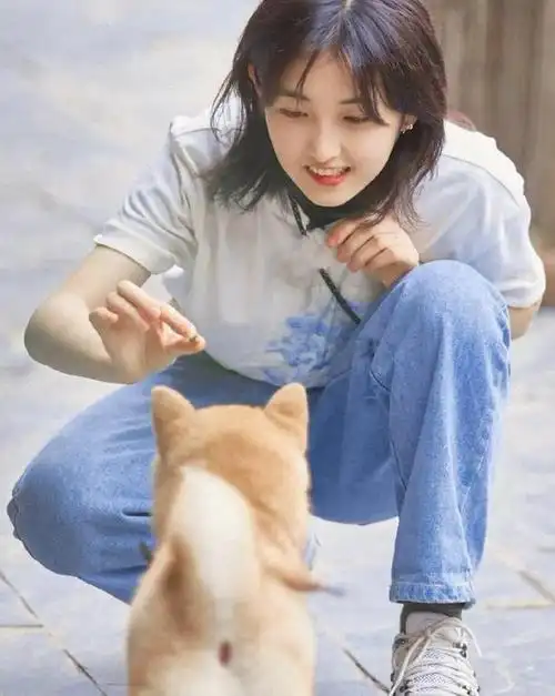 演技看哭冯小刚,让张国强不敢对戏,张子枫凭啥成为大佬们团宠?