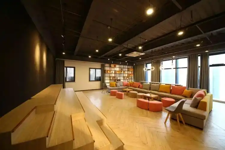 杭州这块680m05超大的"自由共享空间"洋气上线,必须曝光ta!_生活