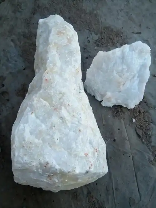 我有石英石,不知那里收购,量大