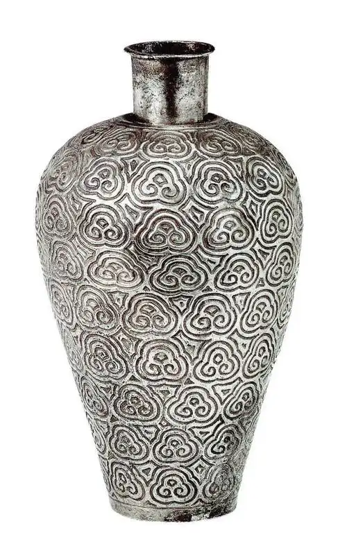 如意云头纹银经瓶 南宋彭州市博物馆藏