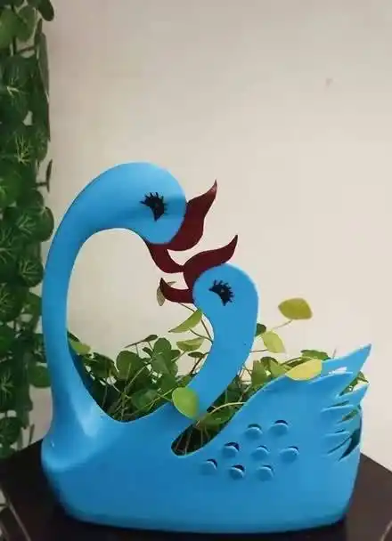 洗衣液瓶这样割一下,太美观实用了,画图案教程在上一个视频哦,适合