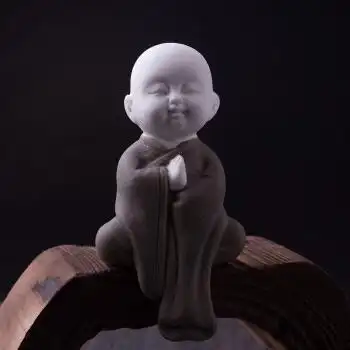 禅意迷你小和尚茶宠摆件创意白瓷彩砂陶茶玩可养精品小沙弥可爱佛 了