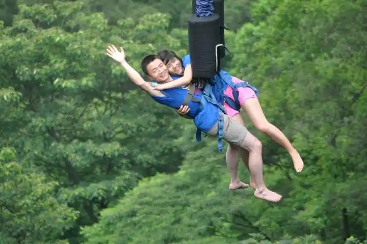 美女导游推荐,张家界自助游攻略,对排队说拜拜