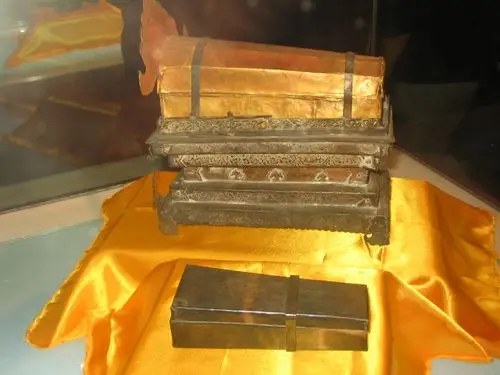 探秘国宝----宝相寺佛牙真身舍利