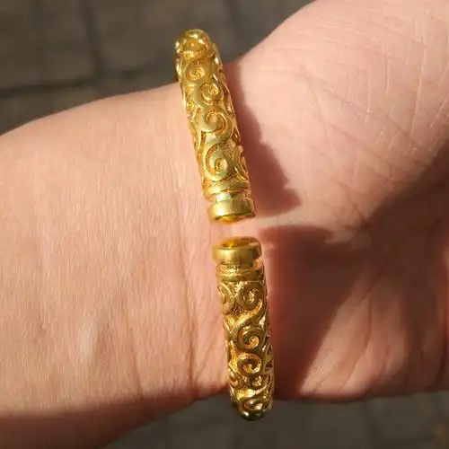 新黄金手镯男实心活口情侣款由"备货网"根据销量,好评率,价格和信誉