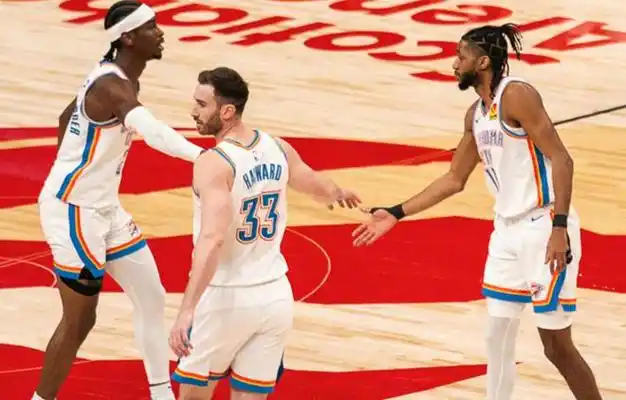 狂轰30 19 4,拒绝三节打卡!字母哥杀人诛心,西部第一轰然倒下|雷霆队|