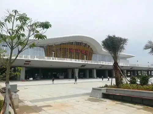 广湛高铁湛江西站