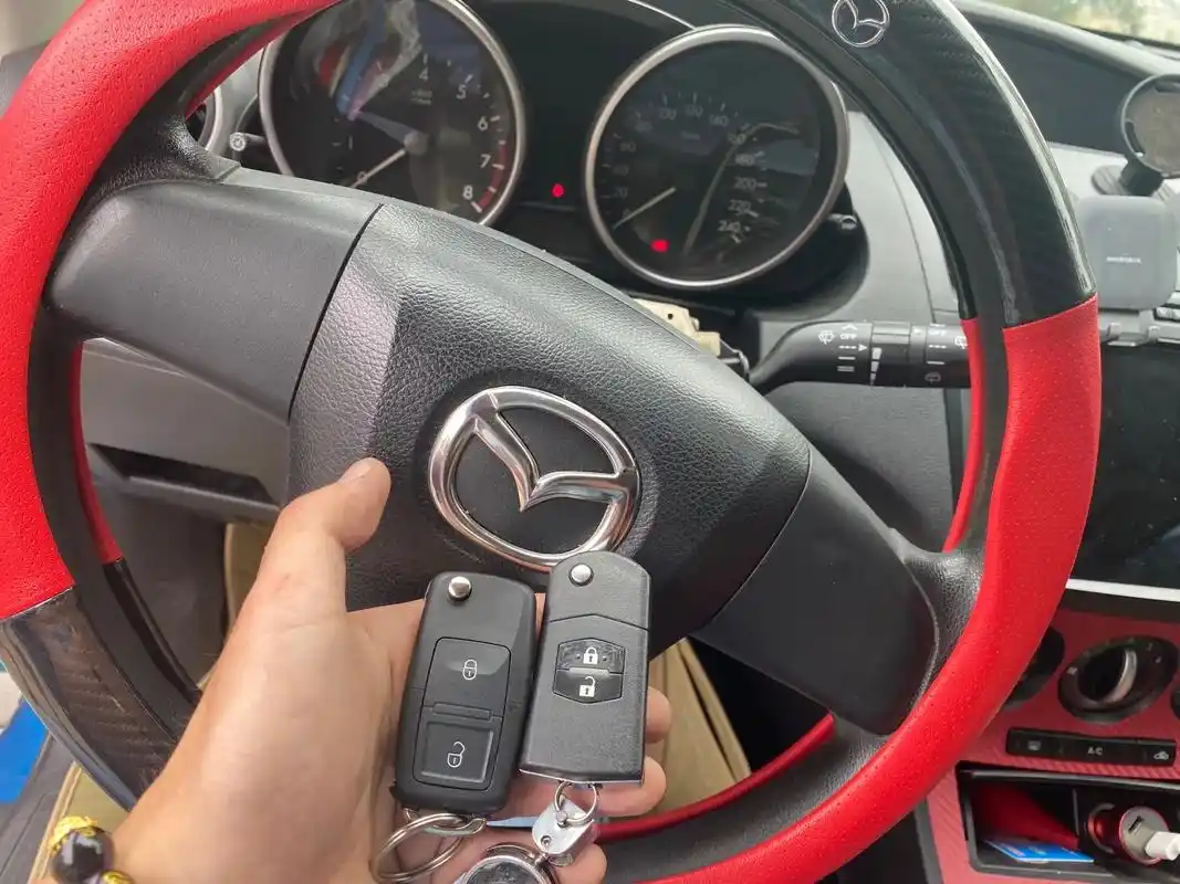 马自达3星驰增加一把遥控钥匙