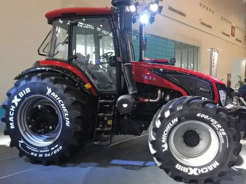 东风2204大马力拖拉机