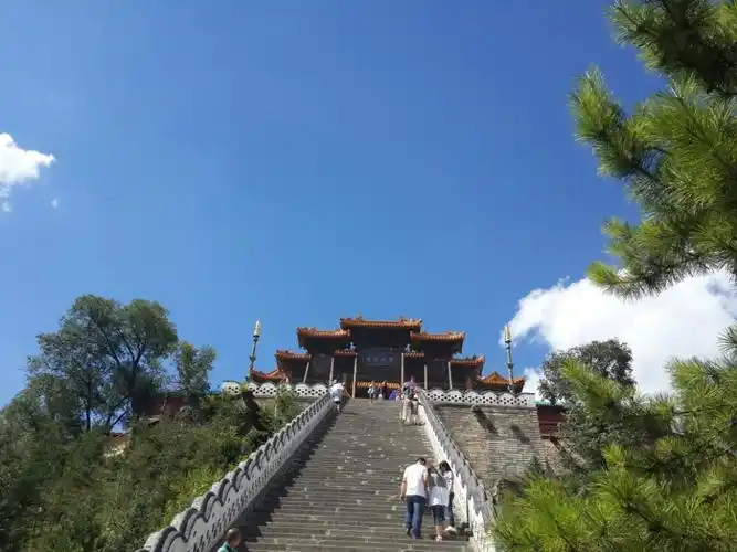 五台山旅游攻略景点必去(五台山旅游攻略景点必去的地方)