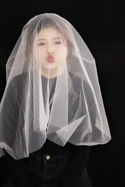 肆意的午后戴着头纱做一场白日梦低成本海马体头纱16背景布30