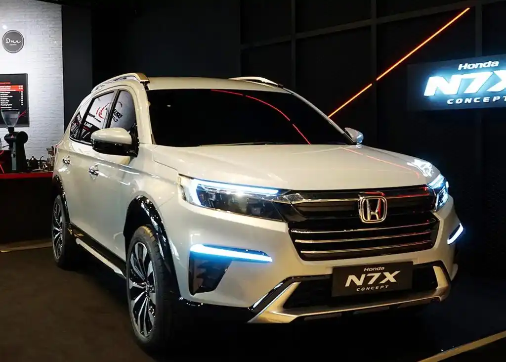 本田新款7座suv实车曝光,2 3 2座椅布局,搭载1.5l动力