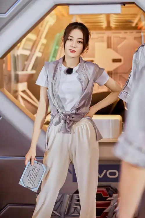 迪丽热巴极限挑战硬核图片1415