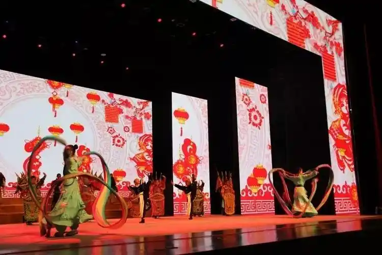 2019深圳新春戏曲晚会大戏登场,宝城小学京剧萌娃闹春