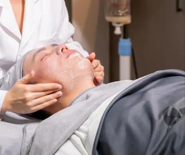 《男士皮肤研究》专做男士肌肤管理的院