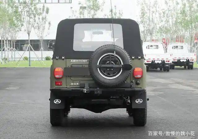 标配真皮座椅?老北京212战友版上线,动力不变,内饰总算想开了