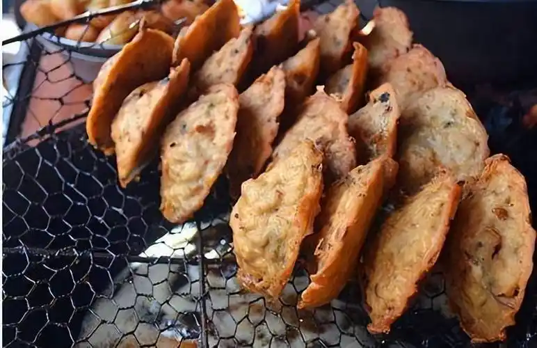 爹包是个极具传统福安地方特色,每个福安人一定都吃过的小吃.