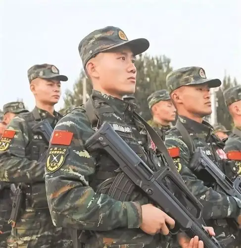 "散开!"英雄留在世界上的最后一句话