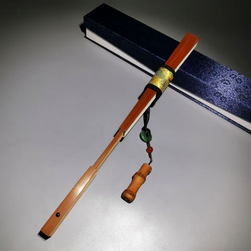 【聚竹斋】精工老玉竹琴方头型文玩折扇