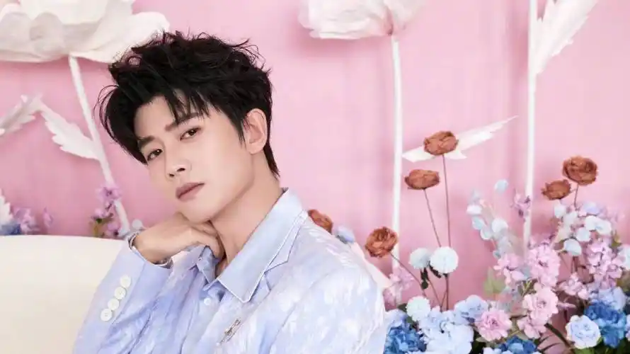 搭档杨颖宋祖儿邢菲三剧待播,任嘉伦又接流水迢迢,厉害了我的哥_新剧