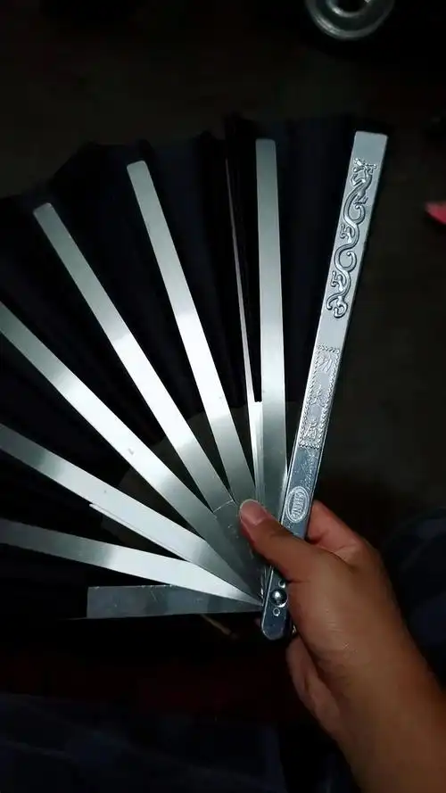 全纯器械扇子铁扇双龙男双折扇暗器武术不锈太极扇