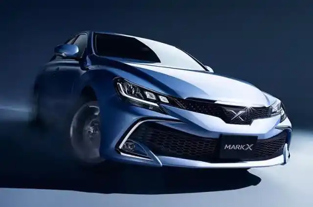 新一代丰田锐志亮相全面升级v6引擎若21万上市能火吗