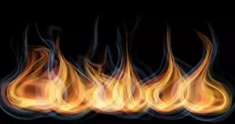 2,当燃气灶出现燃烧噪音,回火等现象时;1,当燃气灶出现黄火,黑火时