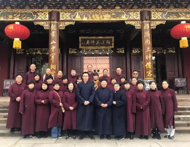 茅山乾元观尹信慧道长率团参访江西龙虎山-江苏省道教协会