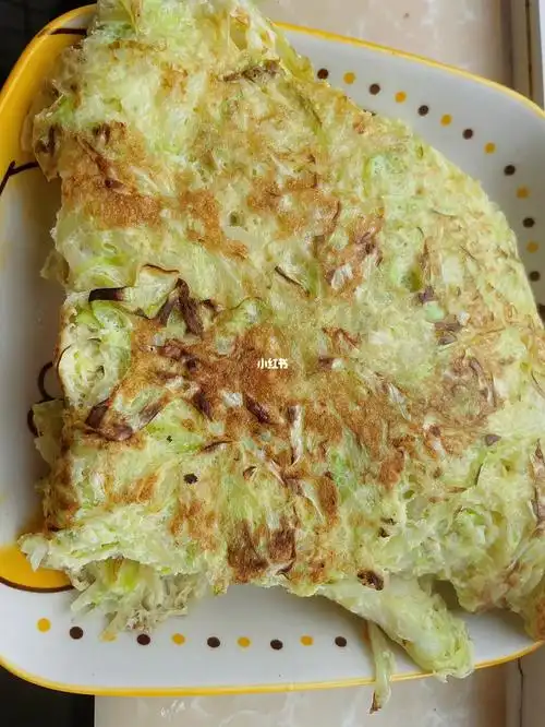 减脂包菜鸡蛋饼