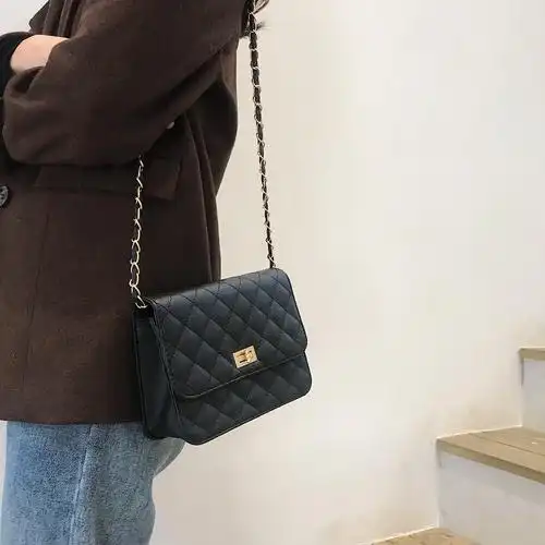 韩国气质chic链条小方包单肩斜挎包2019ins时尚简约菱格纹包包女