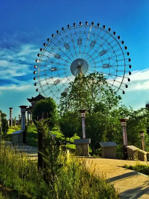 其它 新疆特克斯八卦城   新疆伊犁州特克斯县因八卦布局而闻名.