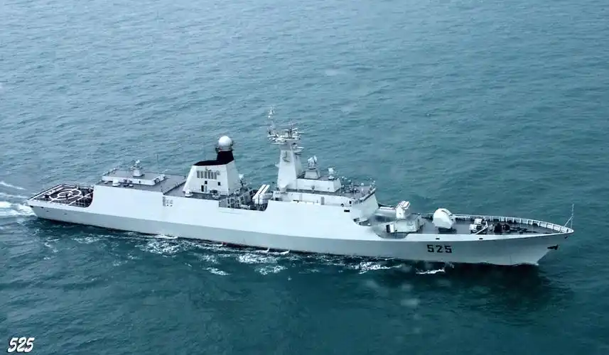 马鞍山舰隶属解放军海军东海舰队,是054a型导弹护卫舰,舷号525