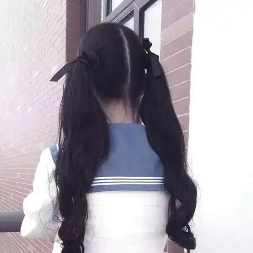 可爱头像:1116双马尾辫子萝莉女生头像