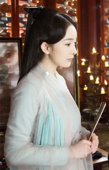 杨幂10大白衣古装扮相,《三生》白浅素素就占8个,夕瑶最惊艳