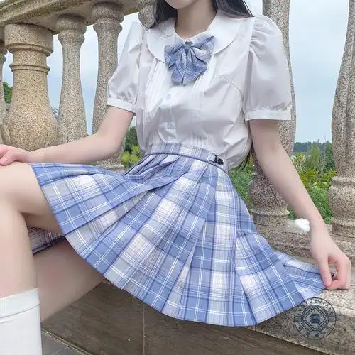 显瘦日现货裙女半身短裙校园高腰云月格裙jk学生校服