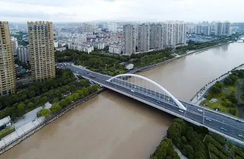 com      2015-5-20  127 # 大疆naza m  xujiawei   宁波    琴桥