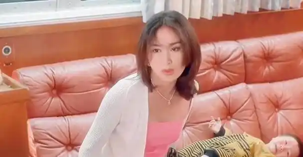 李健结婚19年不生孩子与妻子的二人世界依旧很甜蜜