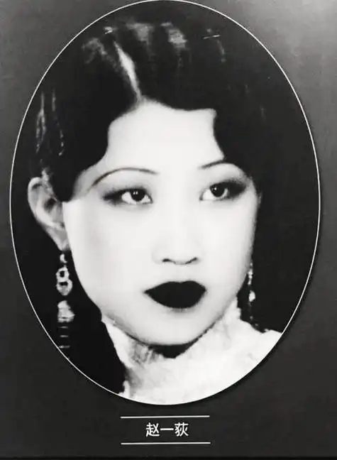 1916年,18岁于凤至嫁15岁张学良,新婚之夜,她却提出一奇葩要求