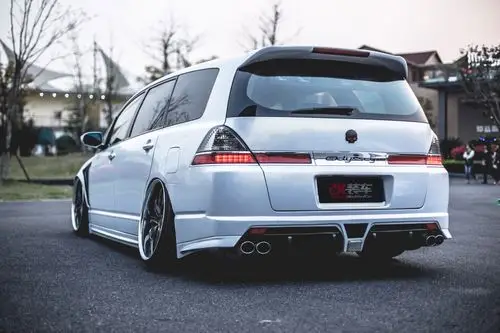 欧阳靖都爱的一台改装车,气动老炮打造绝美姿态本田奥德赛