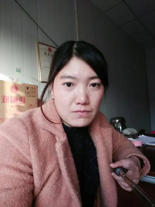 如果一29岁女士照片被人看成40岁左右是不是说明太丑啦 太老啦