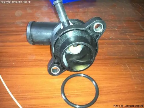 未雨绸缪 自己动手更换节温器