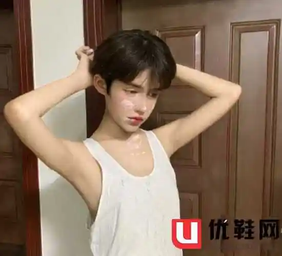 抖音糖果君三人行视频在哪里观看?