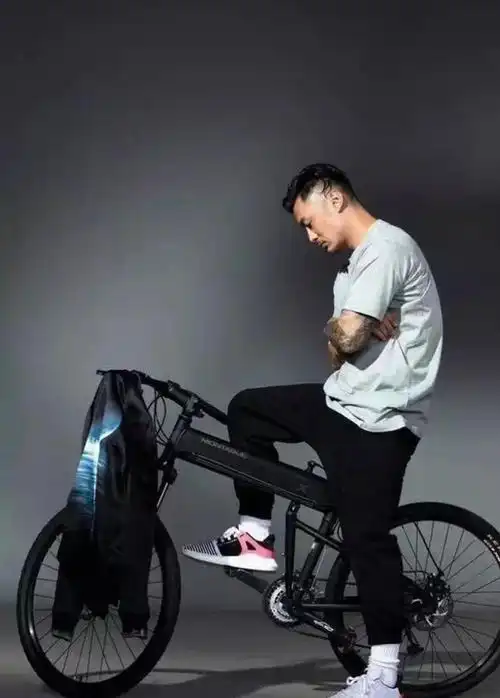 "职业买家秀"余文乐最近晒的10双鞋.