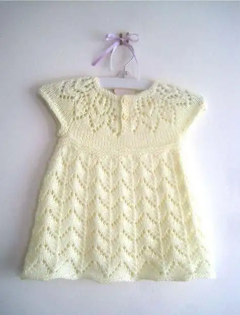 推荐新款的女宝宝编织背心及连衣裙花样,宝妈们收藏起来做一件!