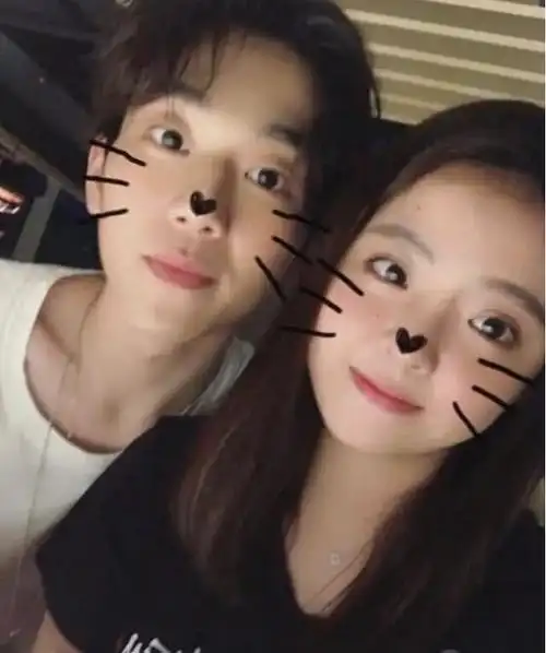 王文也马思超同框,何超莲窦骁撒狗粮,富家千金为何都钟情男明星