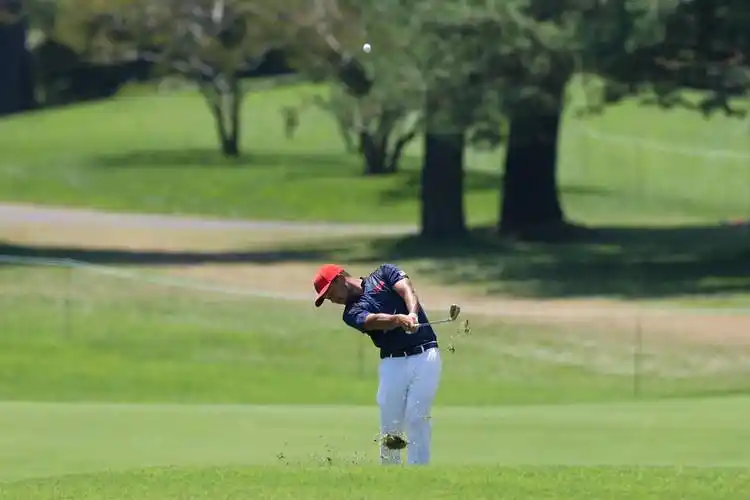 高尔夫男子个人比杆赛美国选手谢奥菲勒夺金